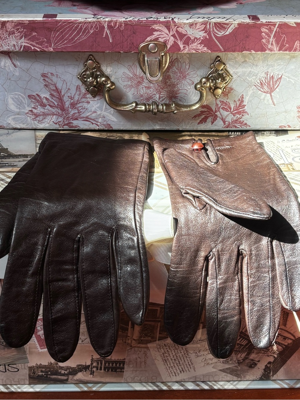 VTG Aris dark brown Leather , cashmere & wool Gloves size 8